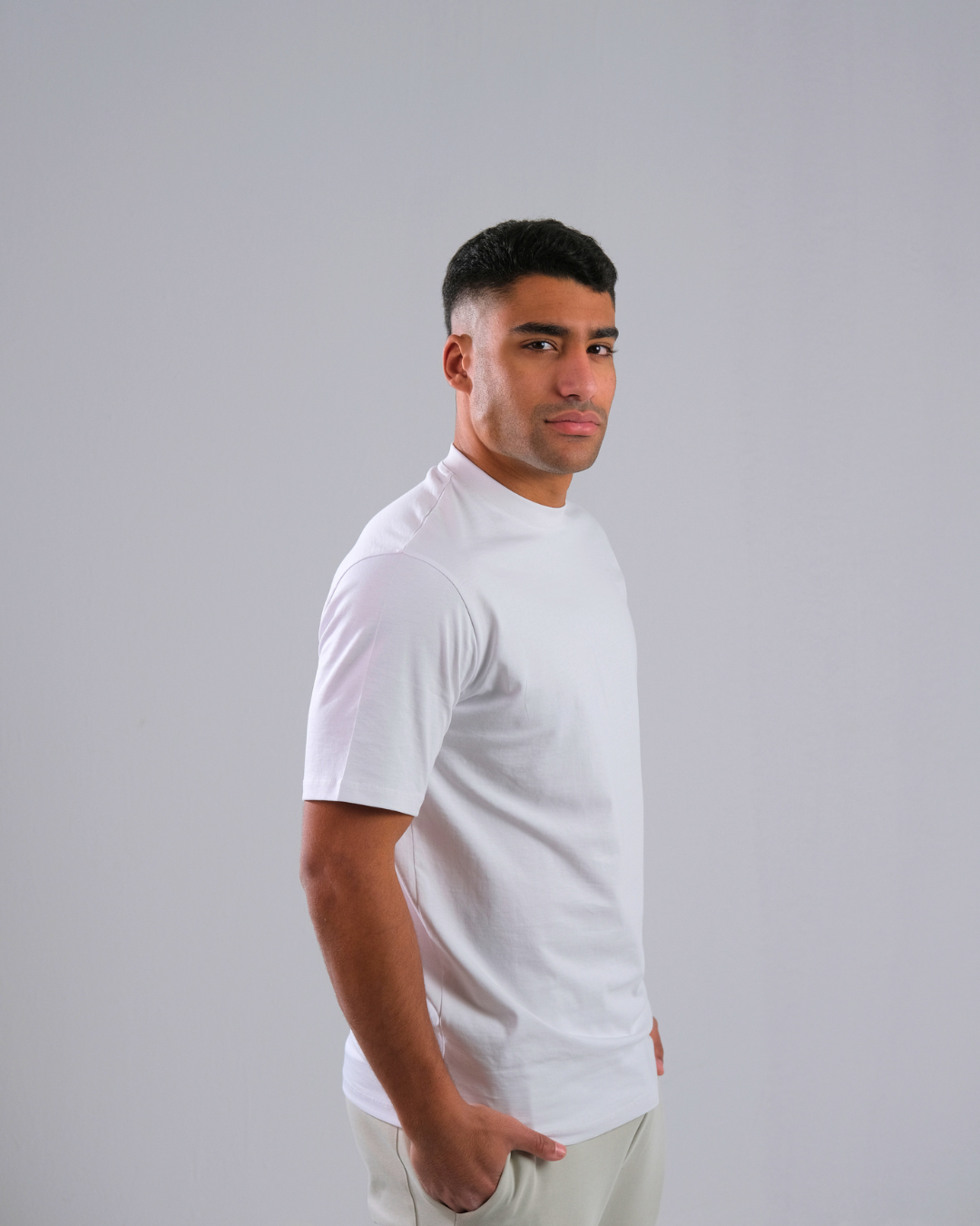 BAZIC T-shirt