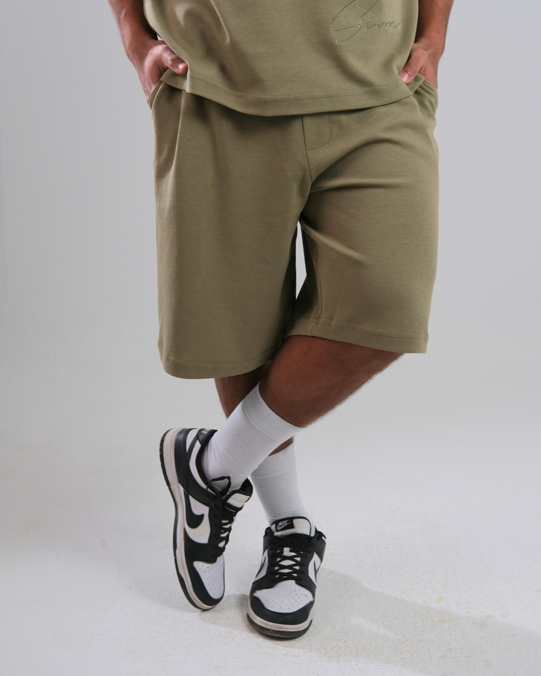 Fit Tee And Short Signature OLIVE