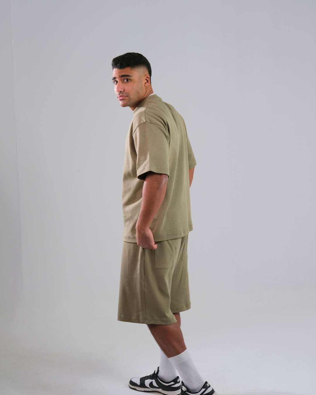 Fit Tee And Short Signature OLIVE