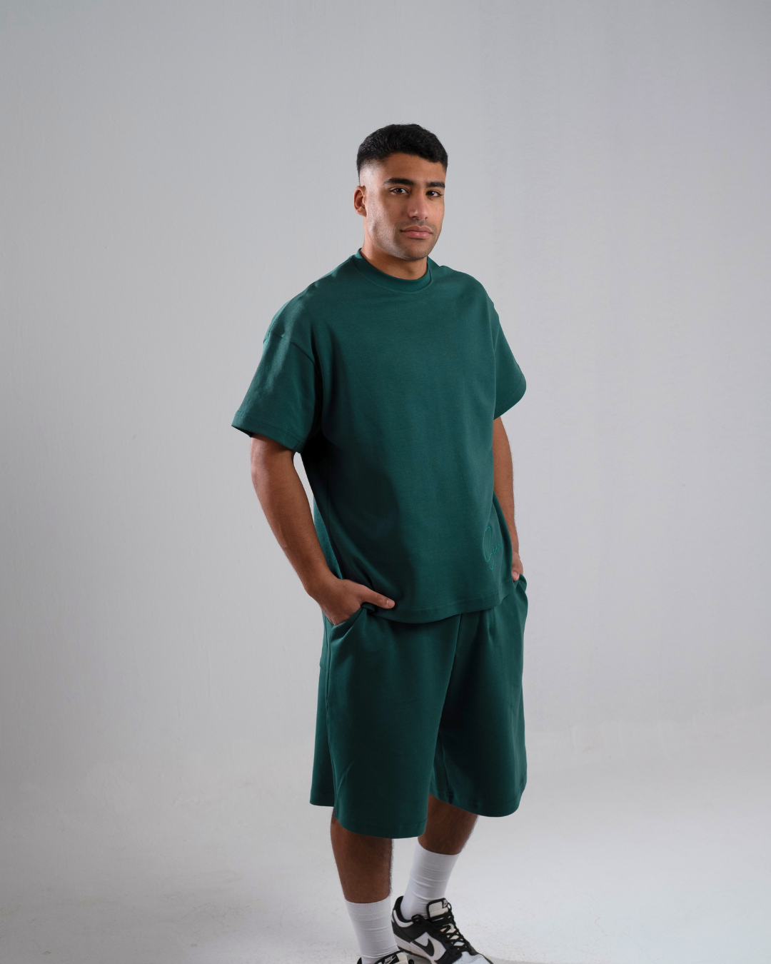 Fit Tee And Short Signature DG