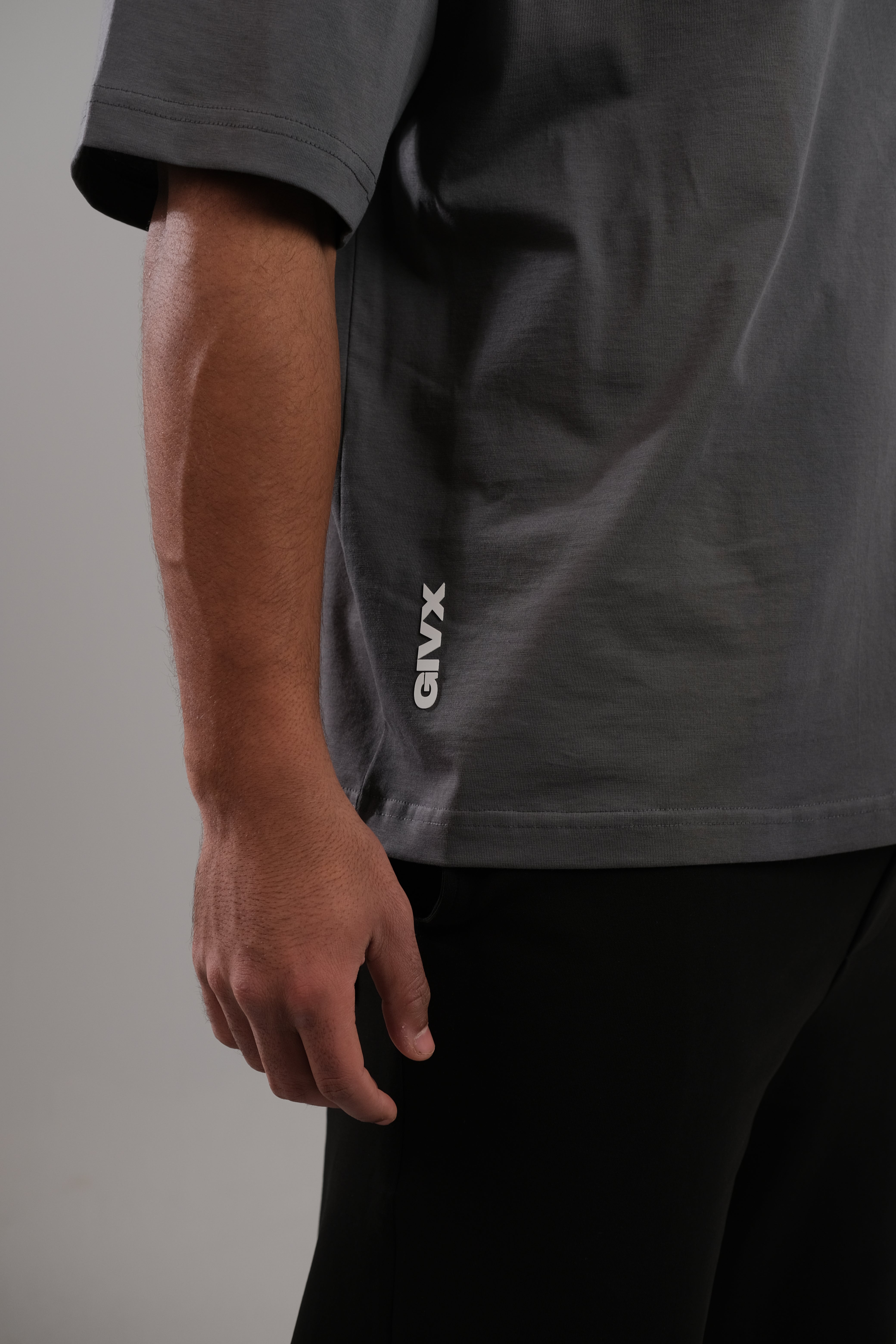 oversized Logo Tee 004