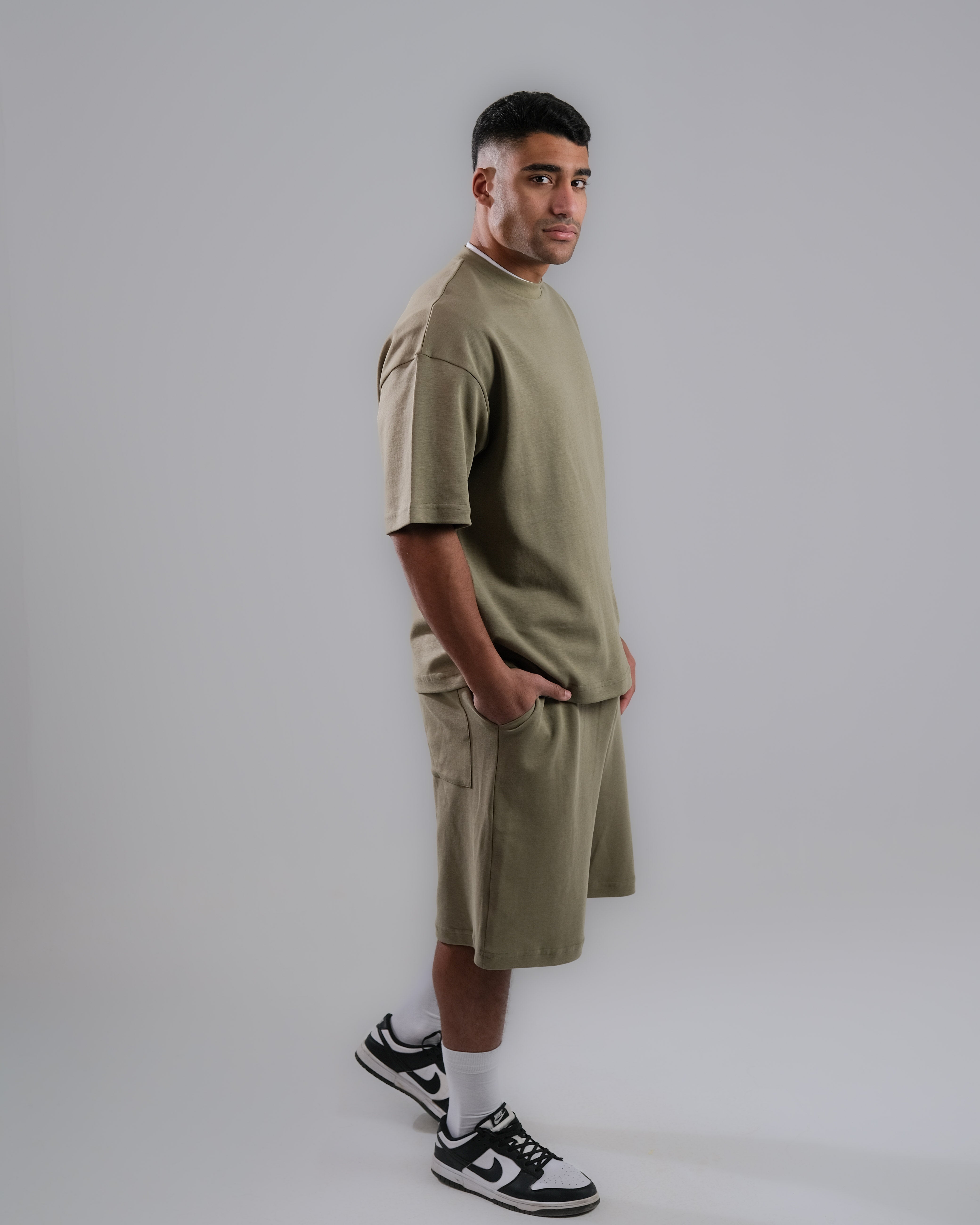 Fit Tee And Short Signature OLIVE