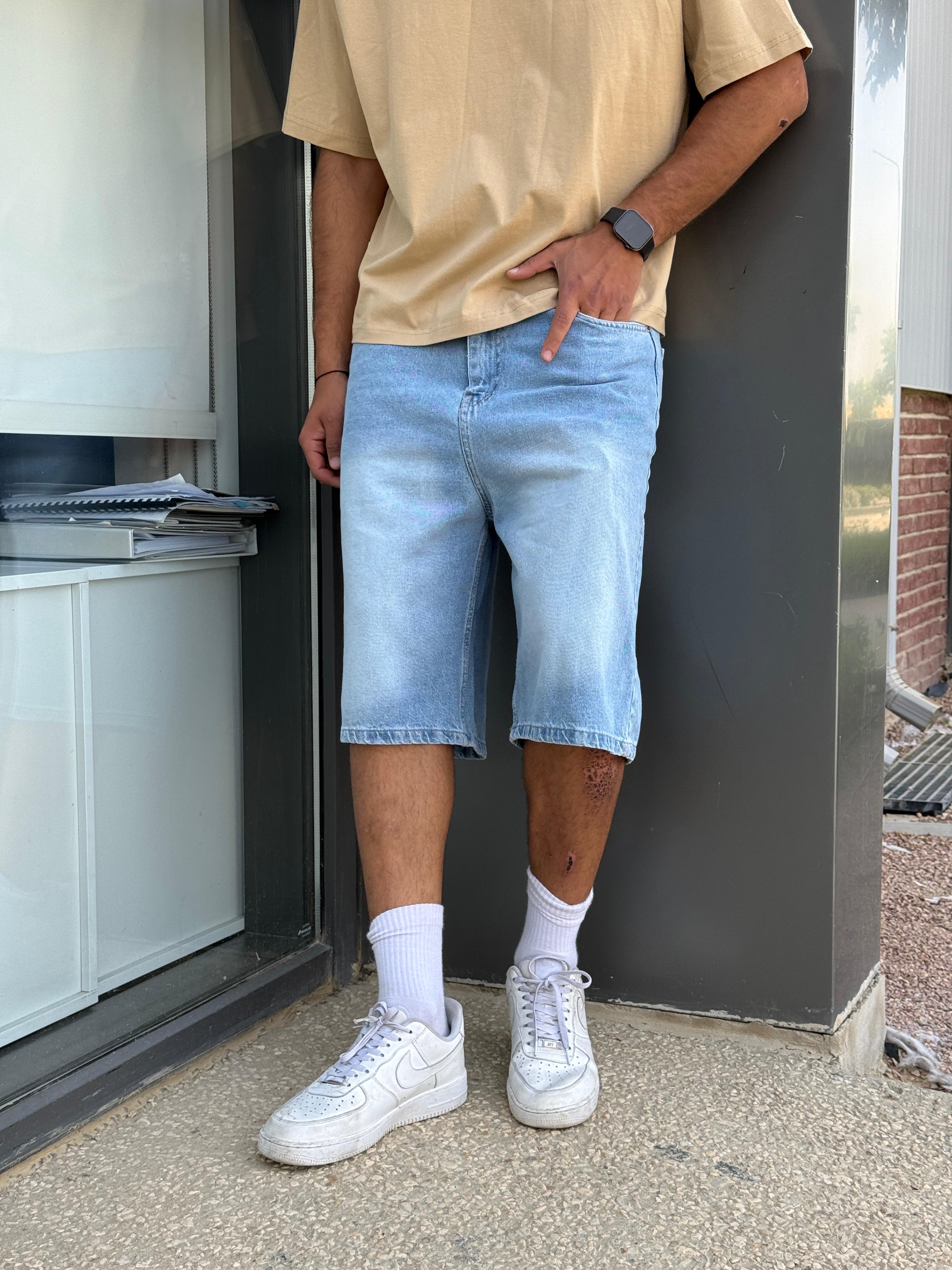 Essential Denim Light Blue