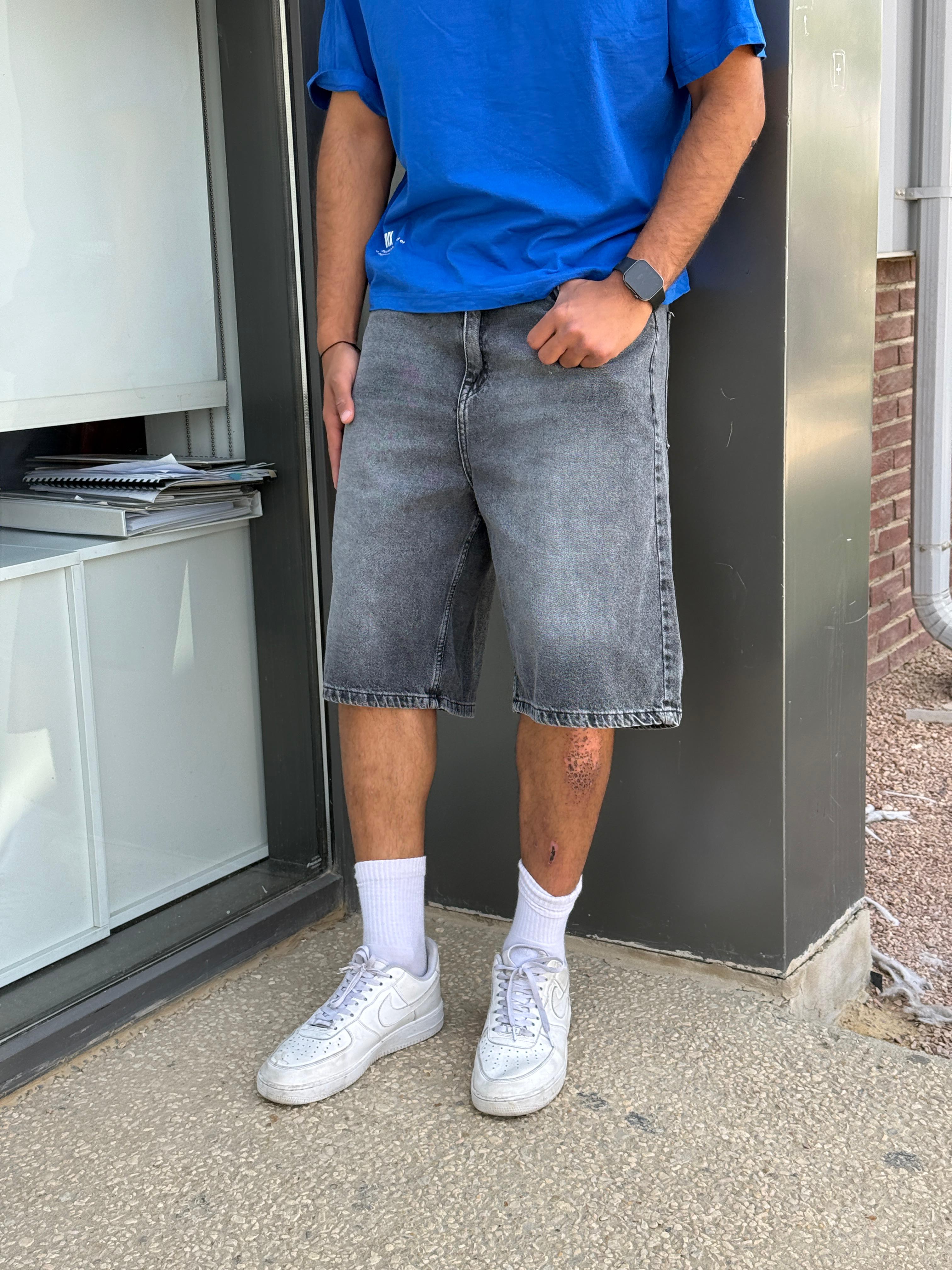 Essential Denim washed Gray
